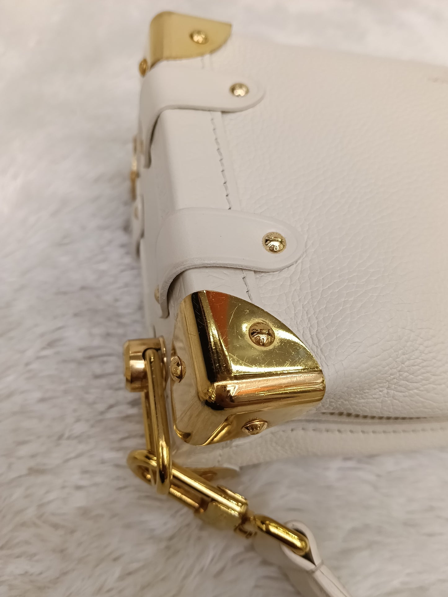 LV Side Trunk PM Grained Calfskin Chalk (CHIP)