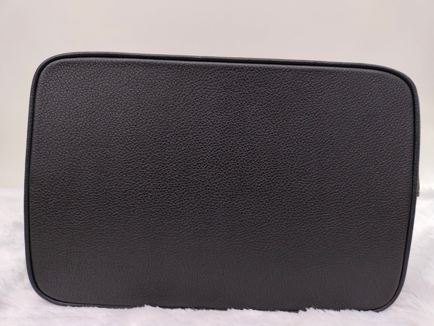 *Neverbeen Used* LV Neo Noe MM Monogram Empreinte Noir Creme 2023 (CHIP)
