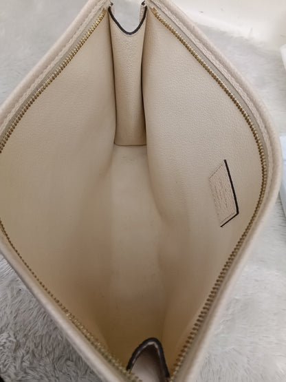 LV Pochette Toiletry 26 Monogram Giant Empreinte Pool Creme (CHIP)