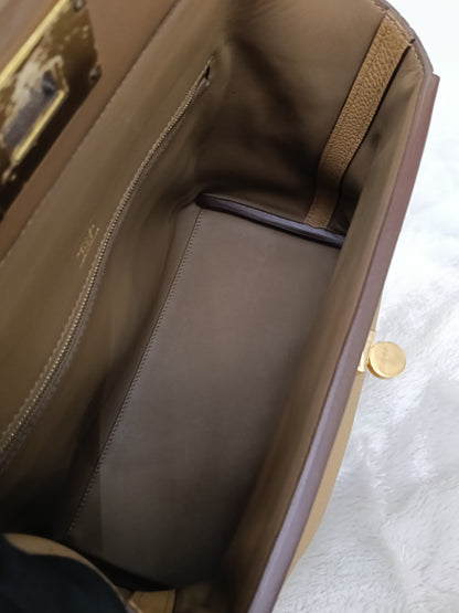 Hermes 2424 29 Togo Biscuit Alezan GHW #Z