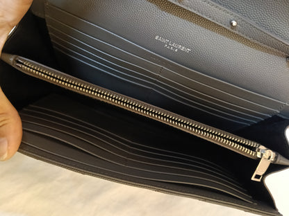 YsL WOC 22 Matelasse Monogramme Grained Grey SHW 2018