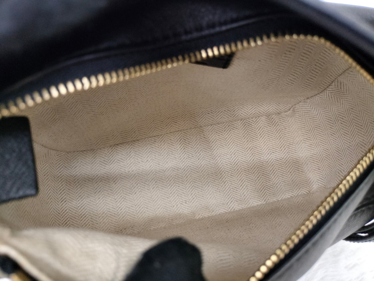 Loewe Puzzle Mini Black Angora GHW 2021