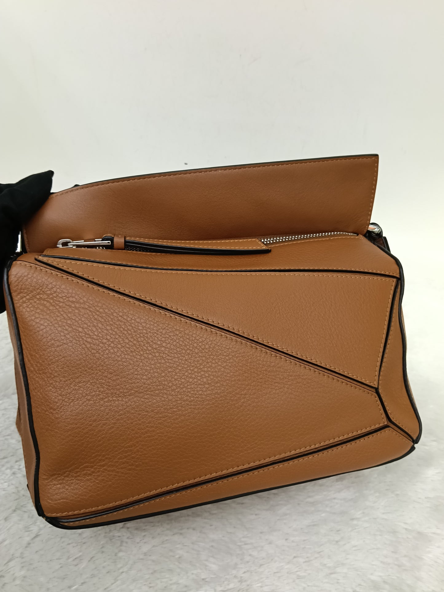 Loewe Puzzle Small Tan SHW 2020