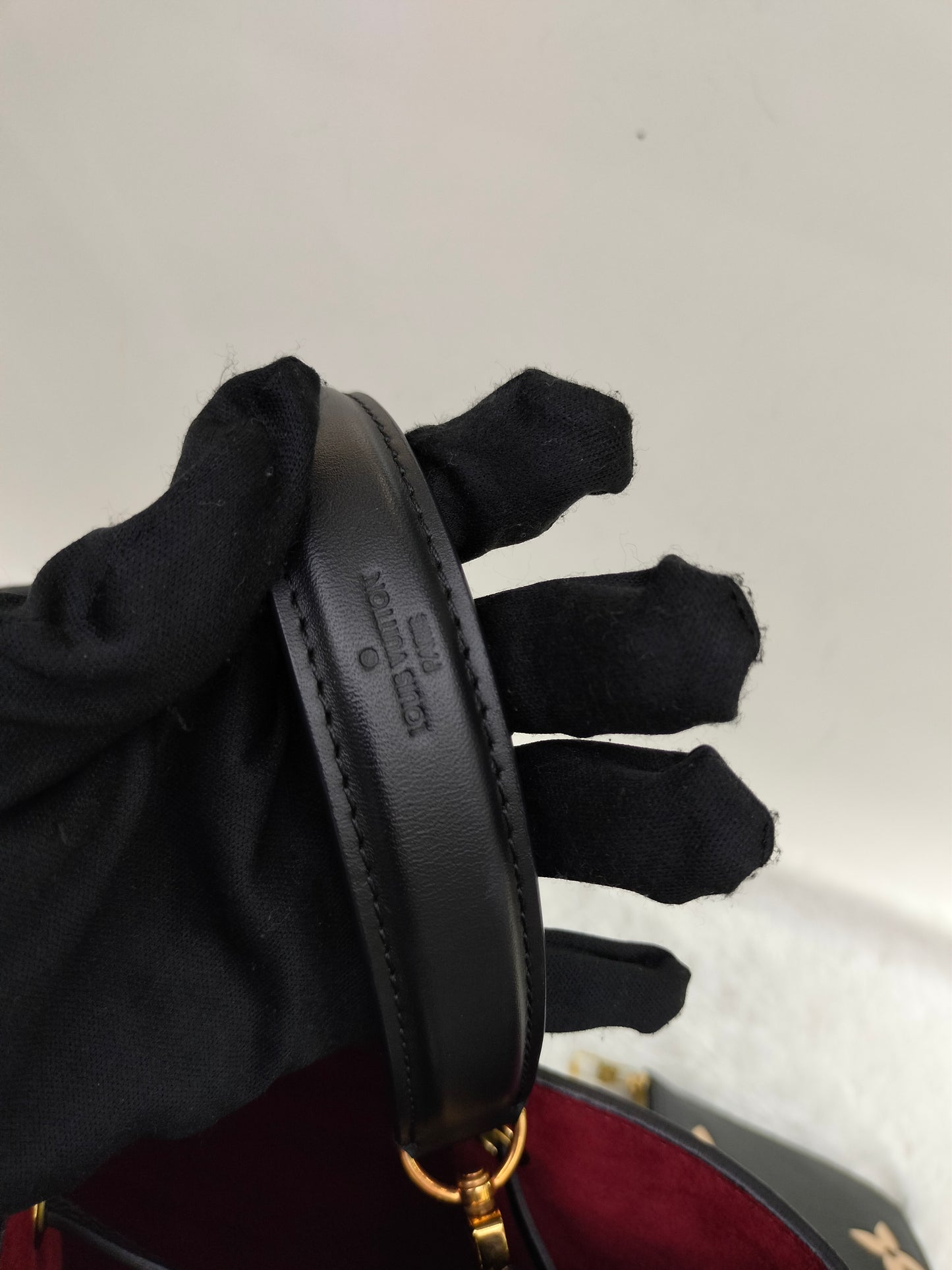 LV Neo Noe MM Monogram Empreinte Noir Creme (CHIP)