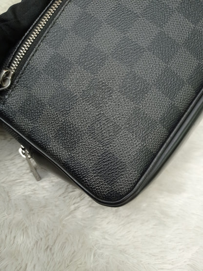 LV Kasai Clutch Graphite 2017