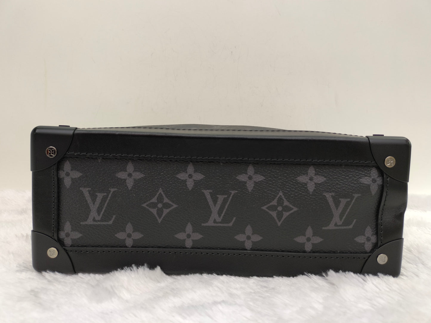 LV Soft Trunk Monogram Eclipse 2019