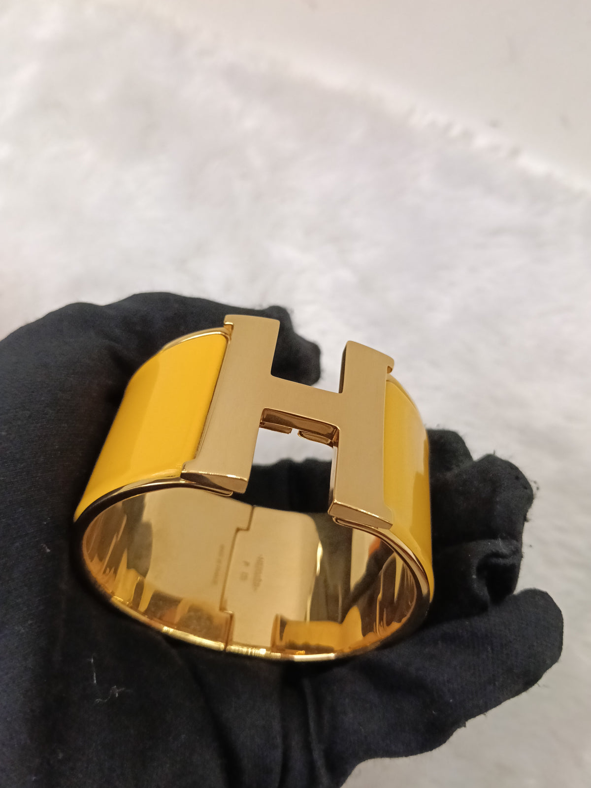*NEW* Hermes Clic Clac XL Enamel Yellow GHW