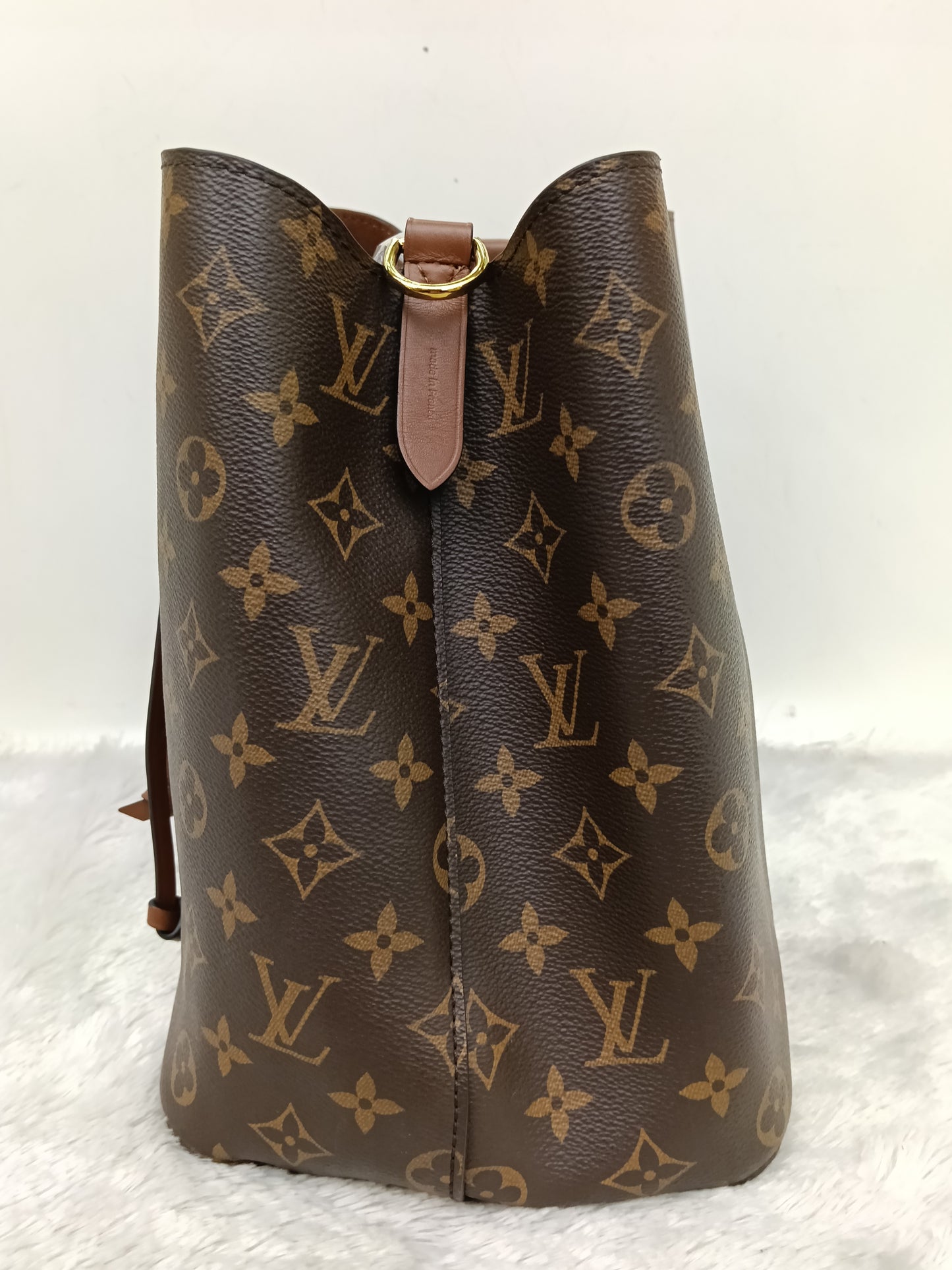 LV Neo Noe MM Monogram Caramel (CHIP)