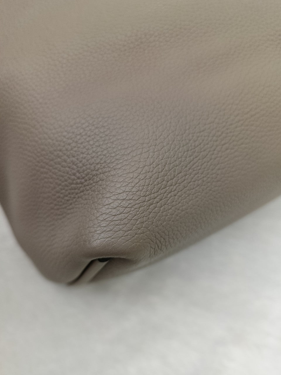 Hermes 2424 29cm Togo Swift Griss Asphalt PHW #C