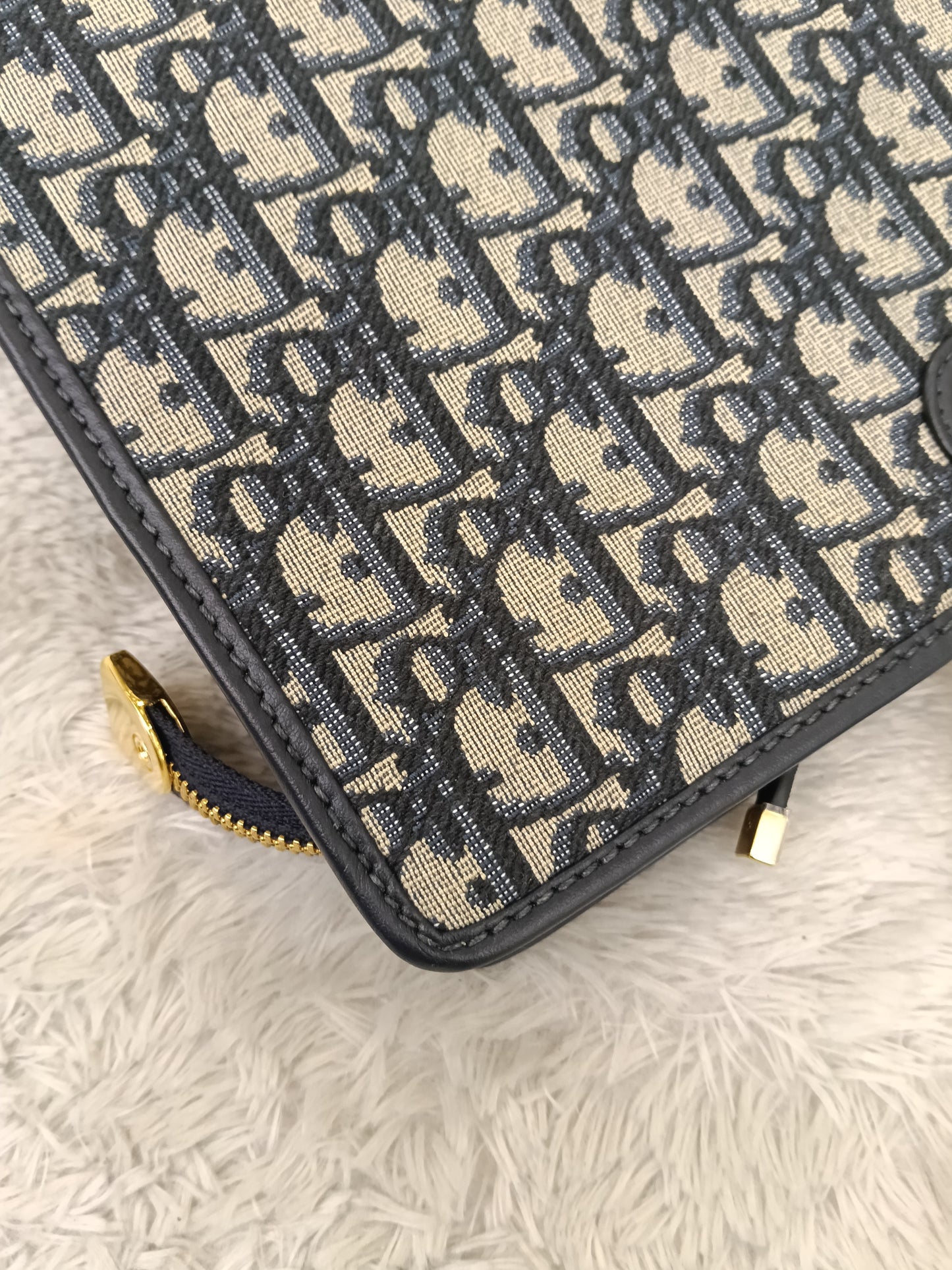 Dior Pouch Clutch Montaigne Oblique Navy GHW 2023