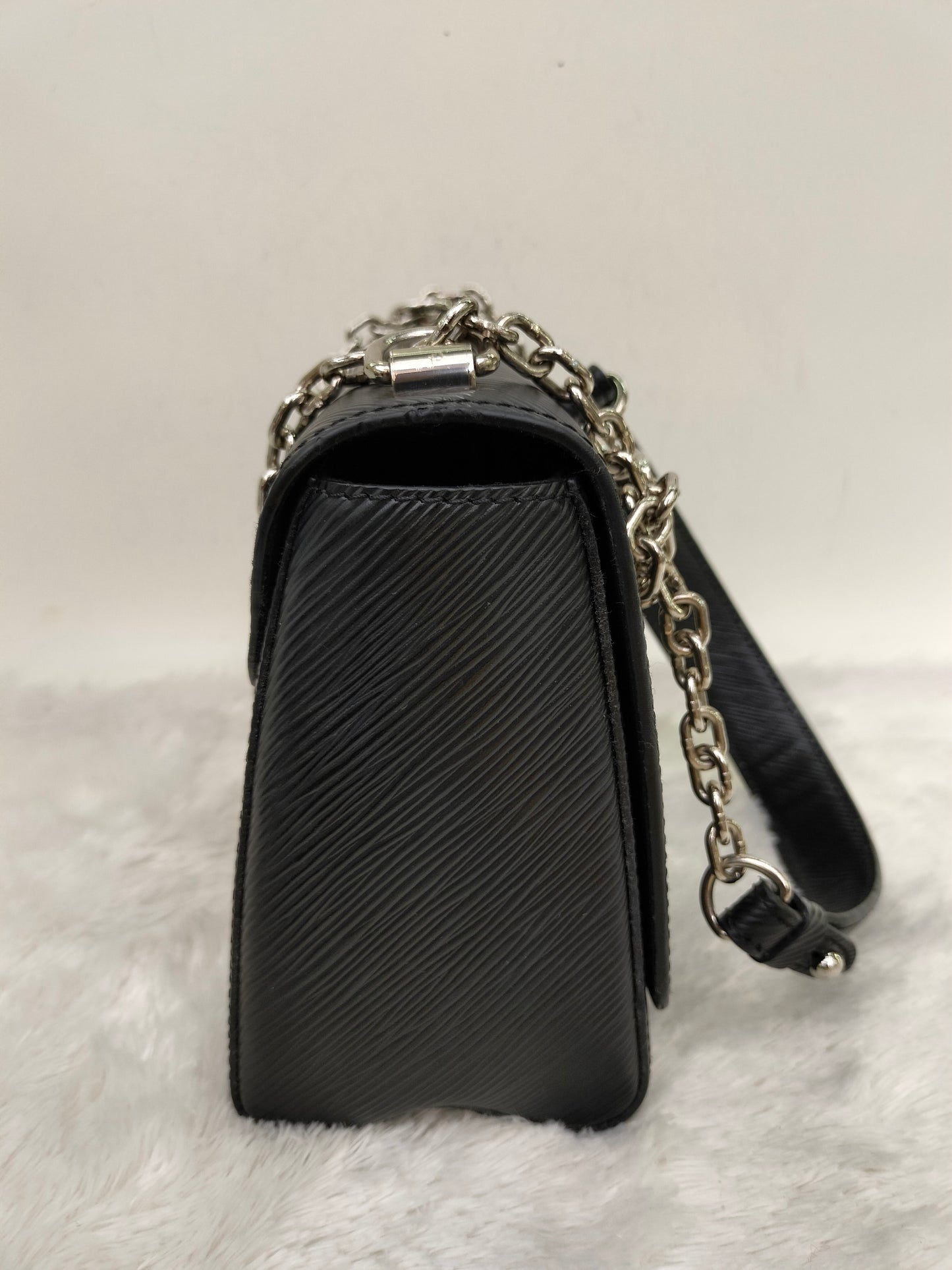 LV Twist MM Epi Black 2017