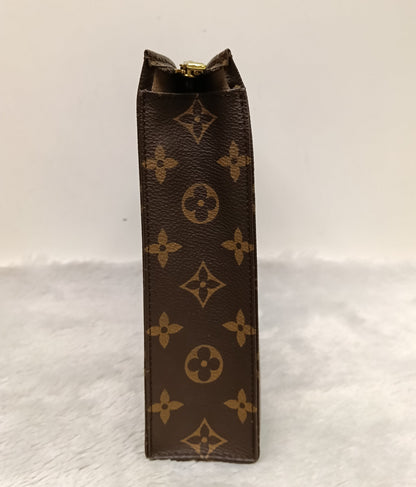 LV Pochette Toiletry 26 Monogram 2020