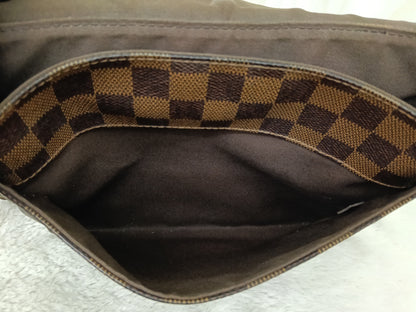 LV District PM Damier