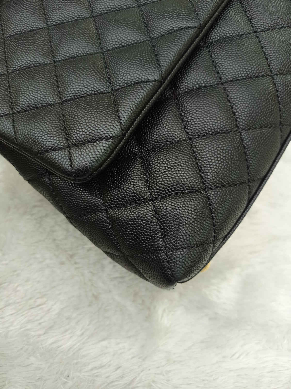 Chanel Coco Handle Medium Caviar Black Handle Lizard GHW #23