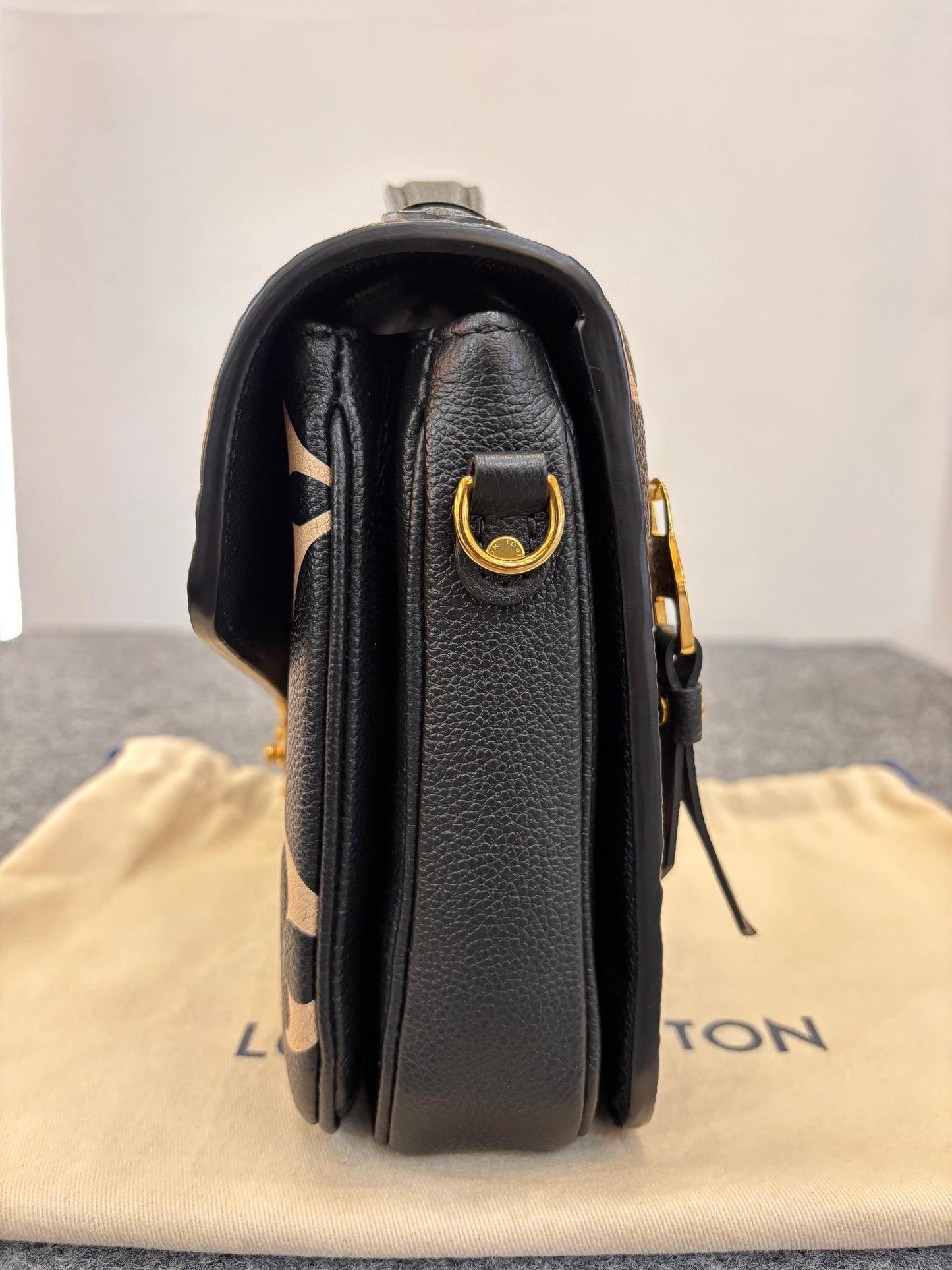 LV Metis Empreinte Bicolor Noir Creme (CHIP)