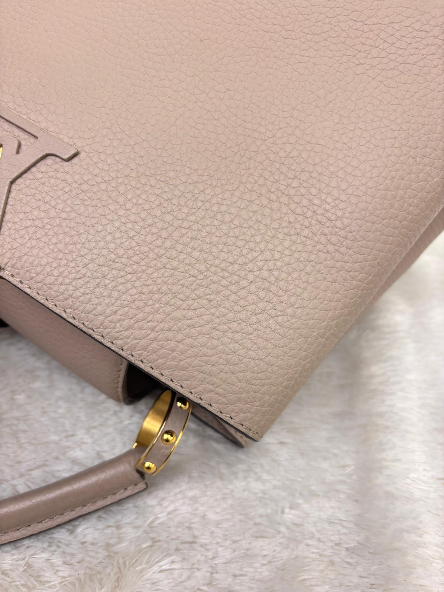 LV Capucines PM Taurillon Gallet 2018