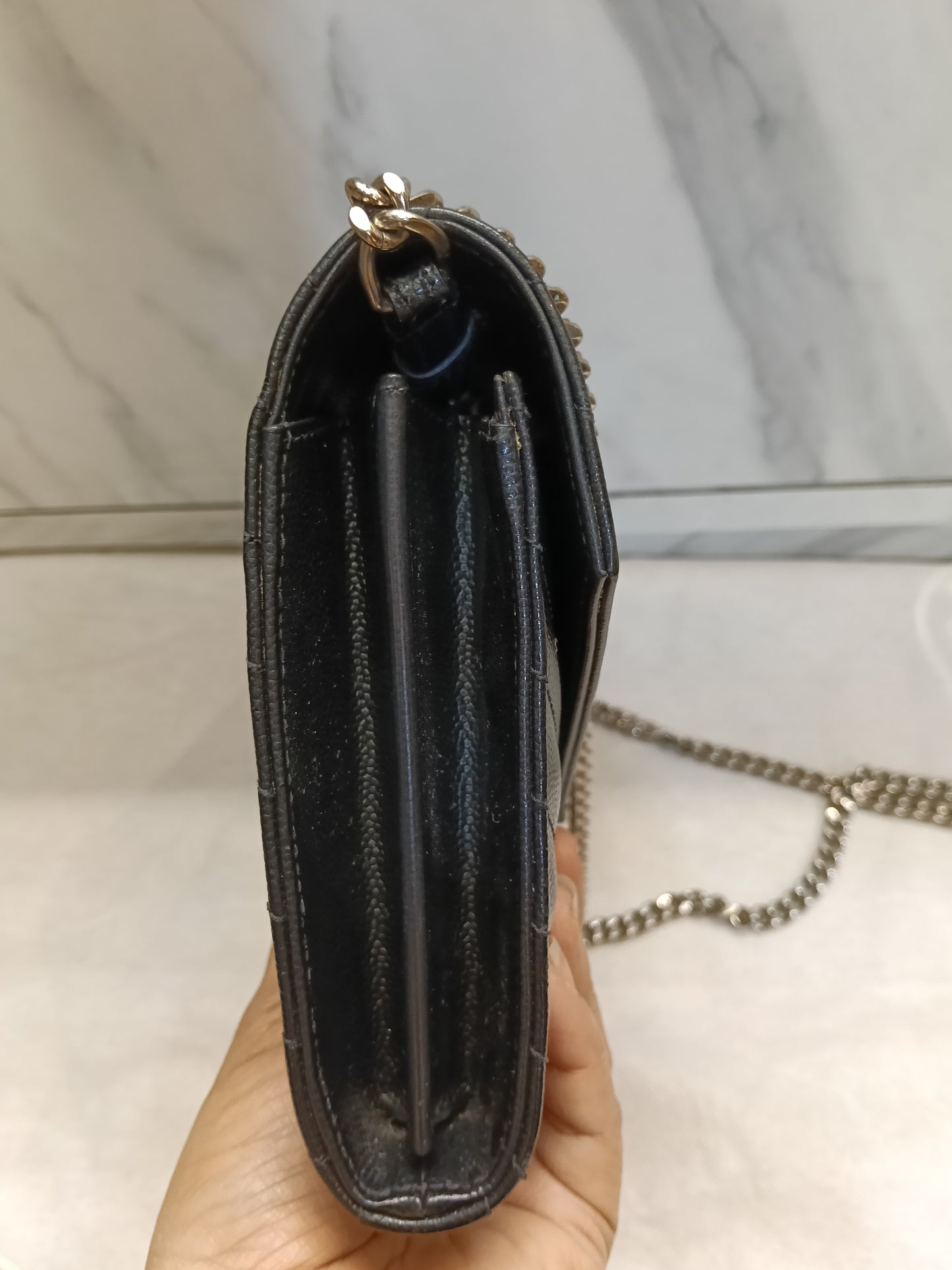 YsL WOC 22 Cassandre Chevron Grained Black SHW 2015