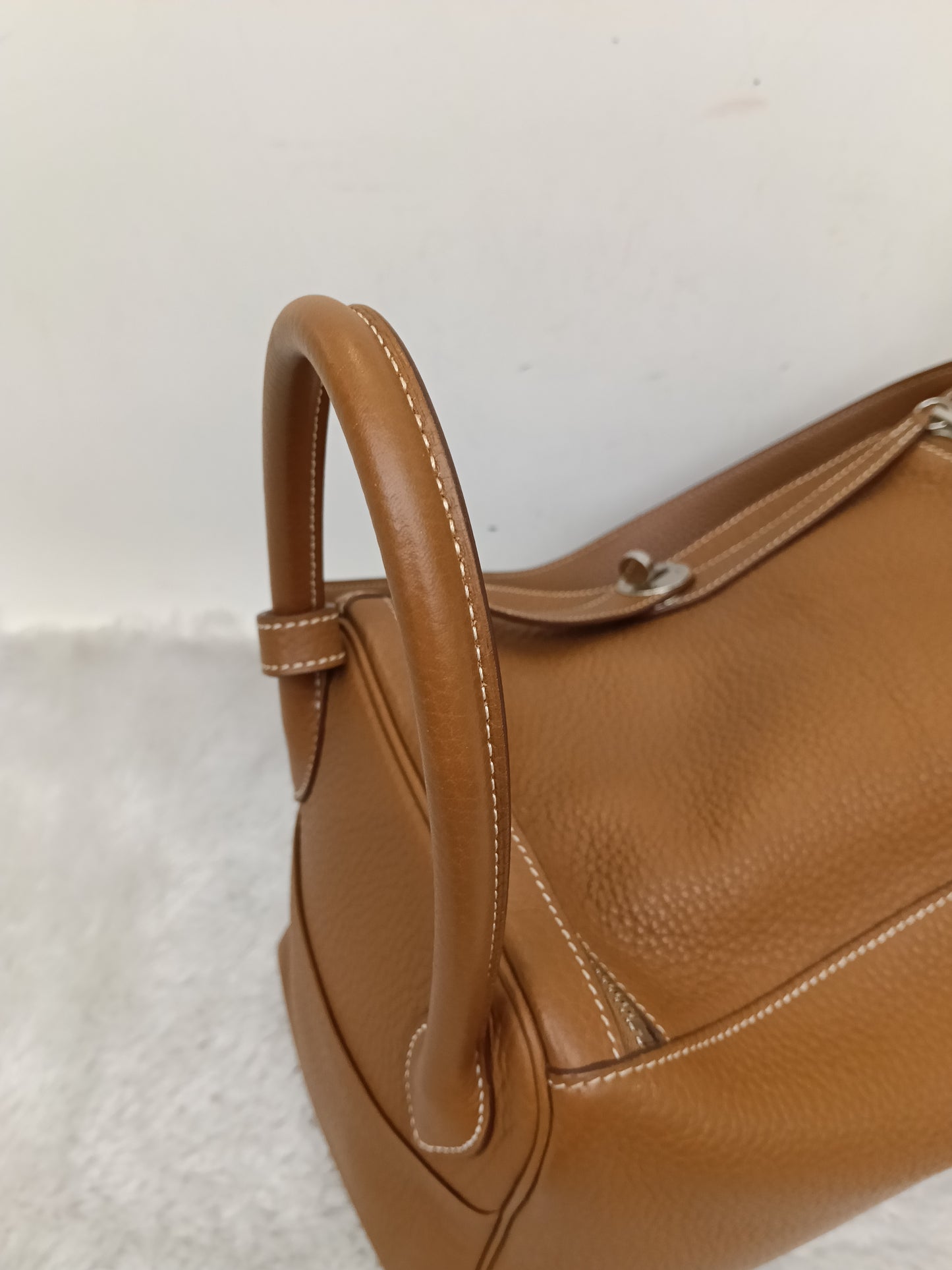 Lindy 30 Clem Gold PHW #R square