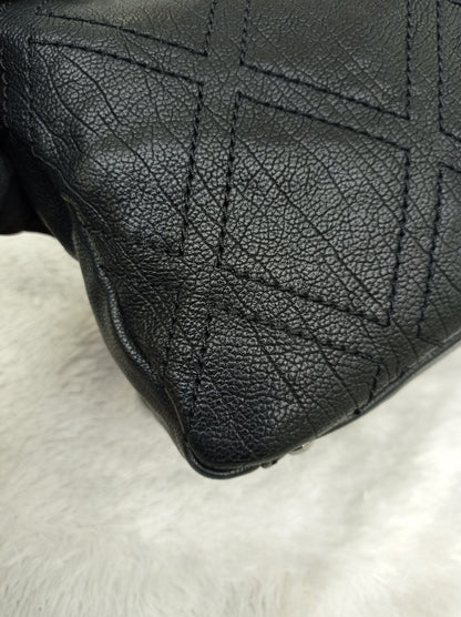 Chanel Tote Diamond Stitch Small Caviar Black SHW #10