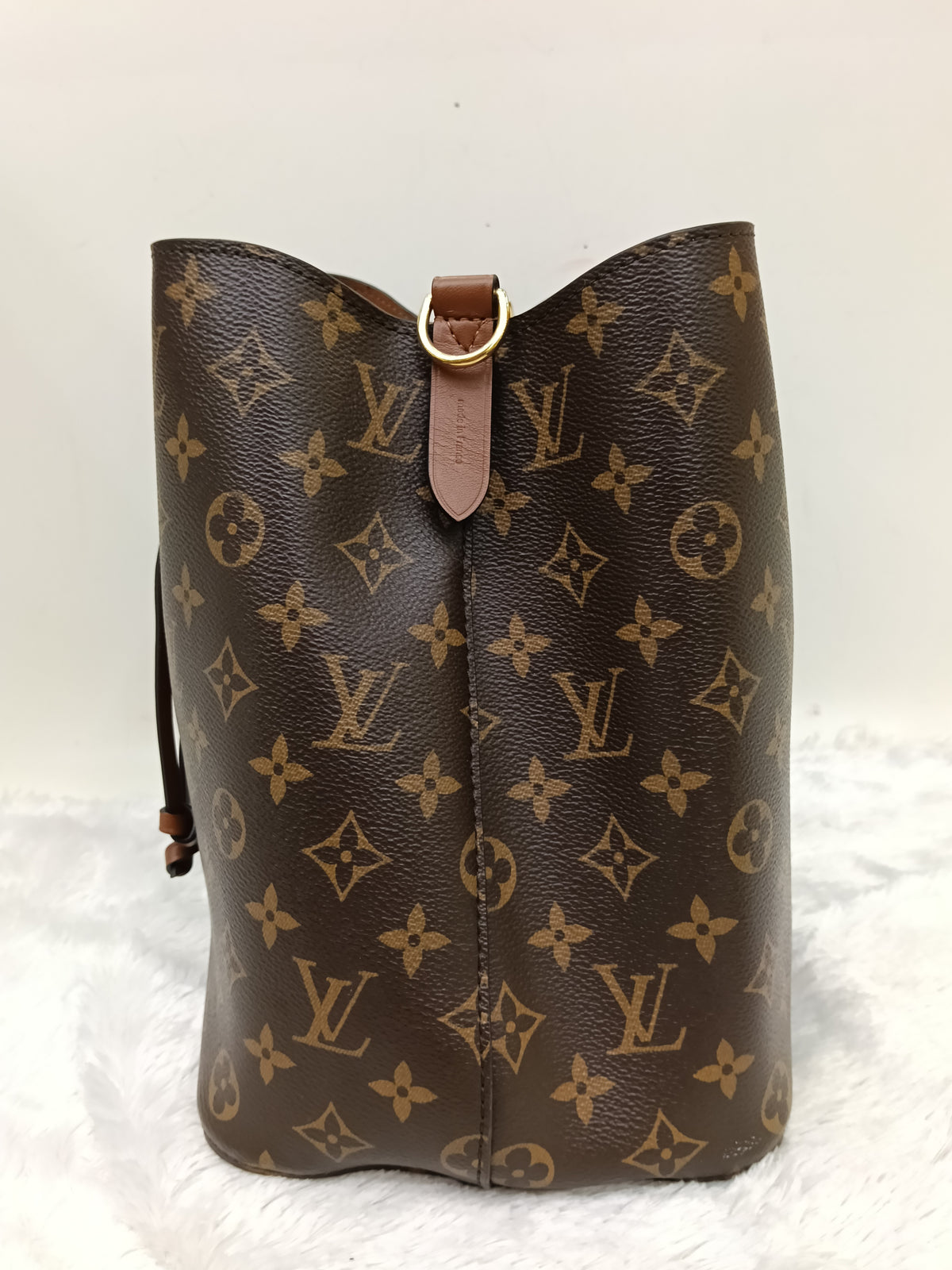 LV Neo Noe MM Monogram Caramel 2019