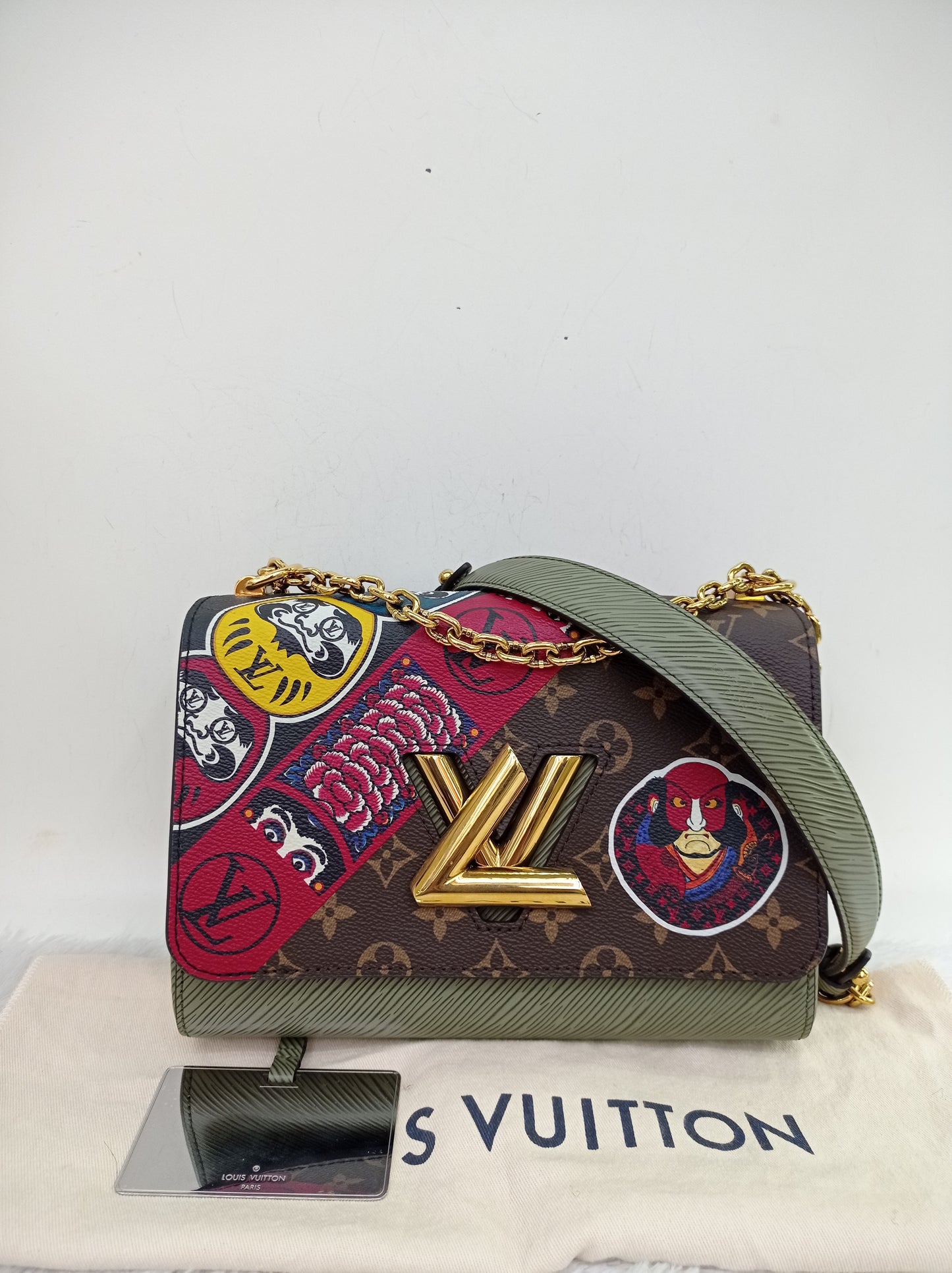 LV Twist MM Monogram Kabuki