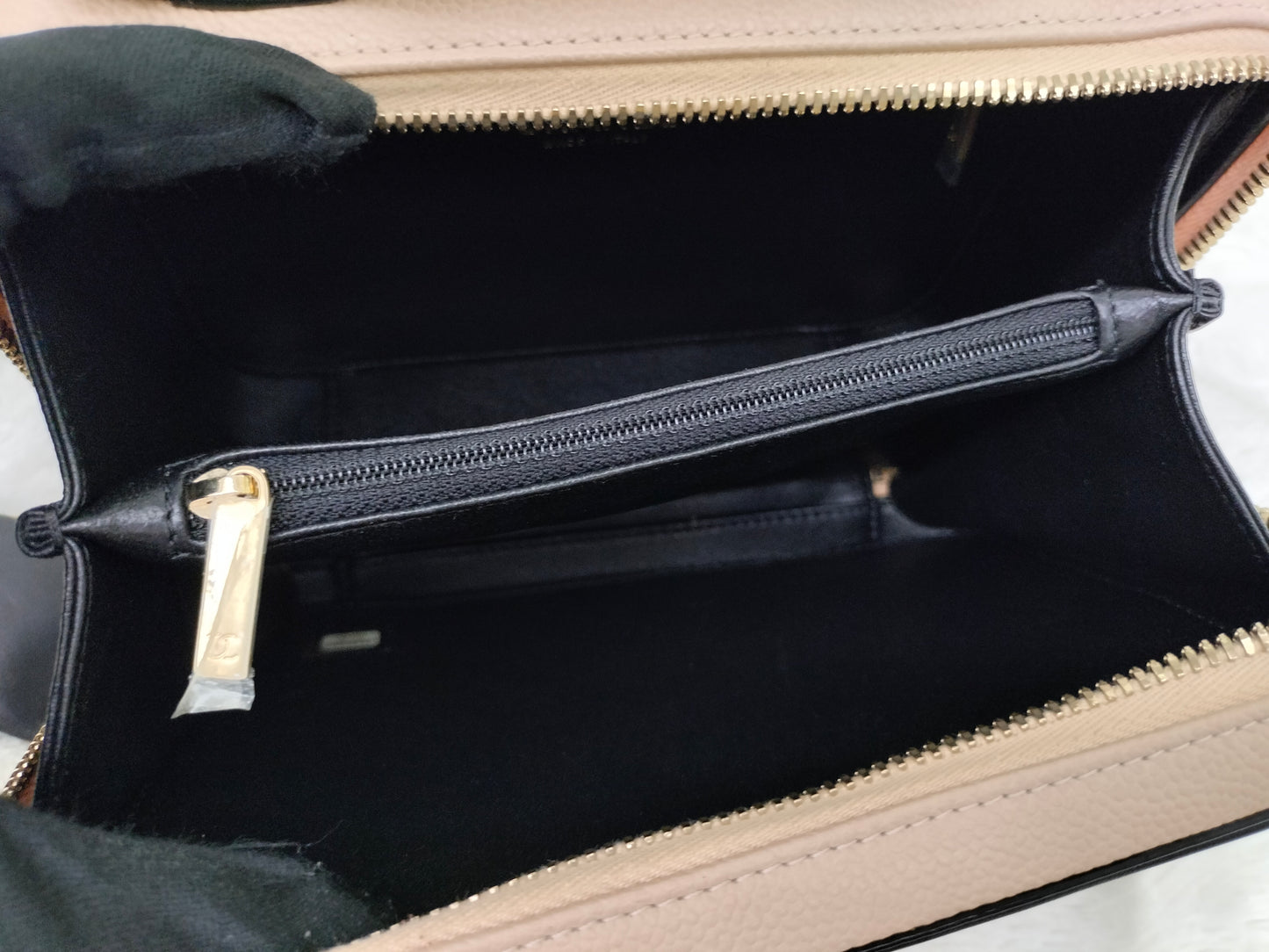 Chanel Filigree Vanity Case Medium Caviar Beige Black GHW #26