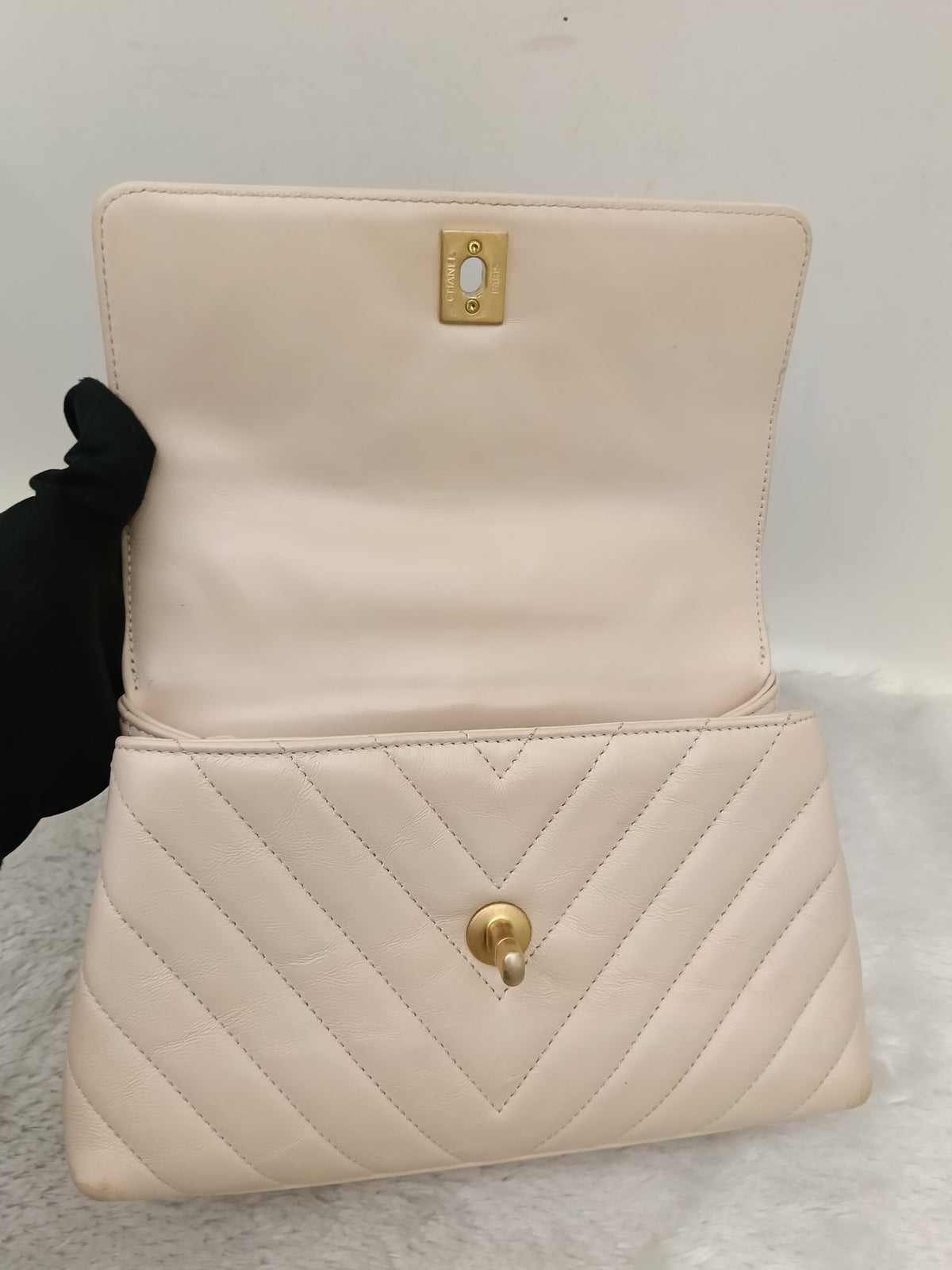 Chanel Coco Handle Small Chevron Calfskin Beige Handle Lizard GHW #25