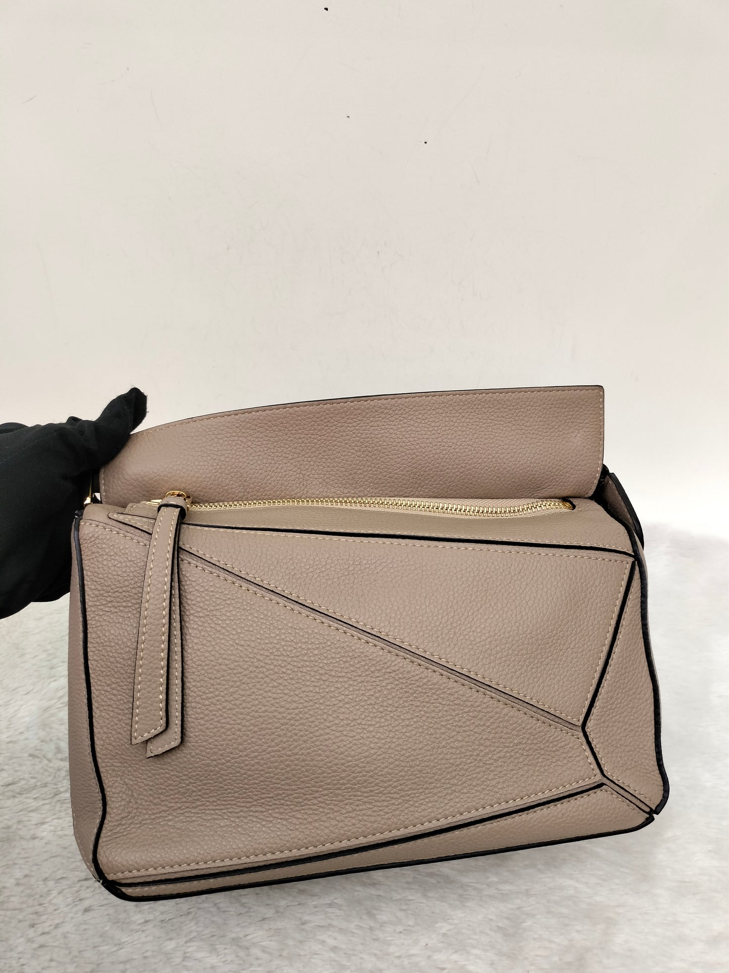 Loewe Puzzle Small Grained Sand GHW 2021