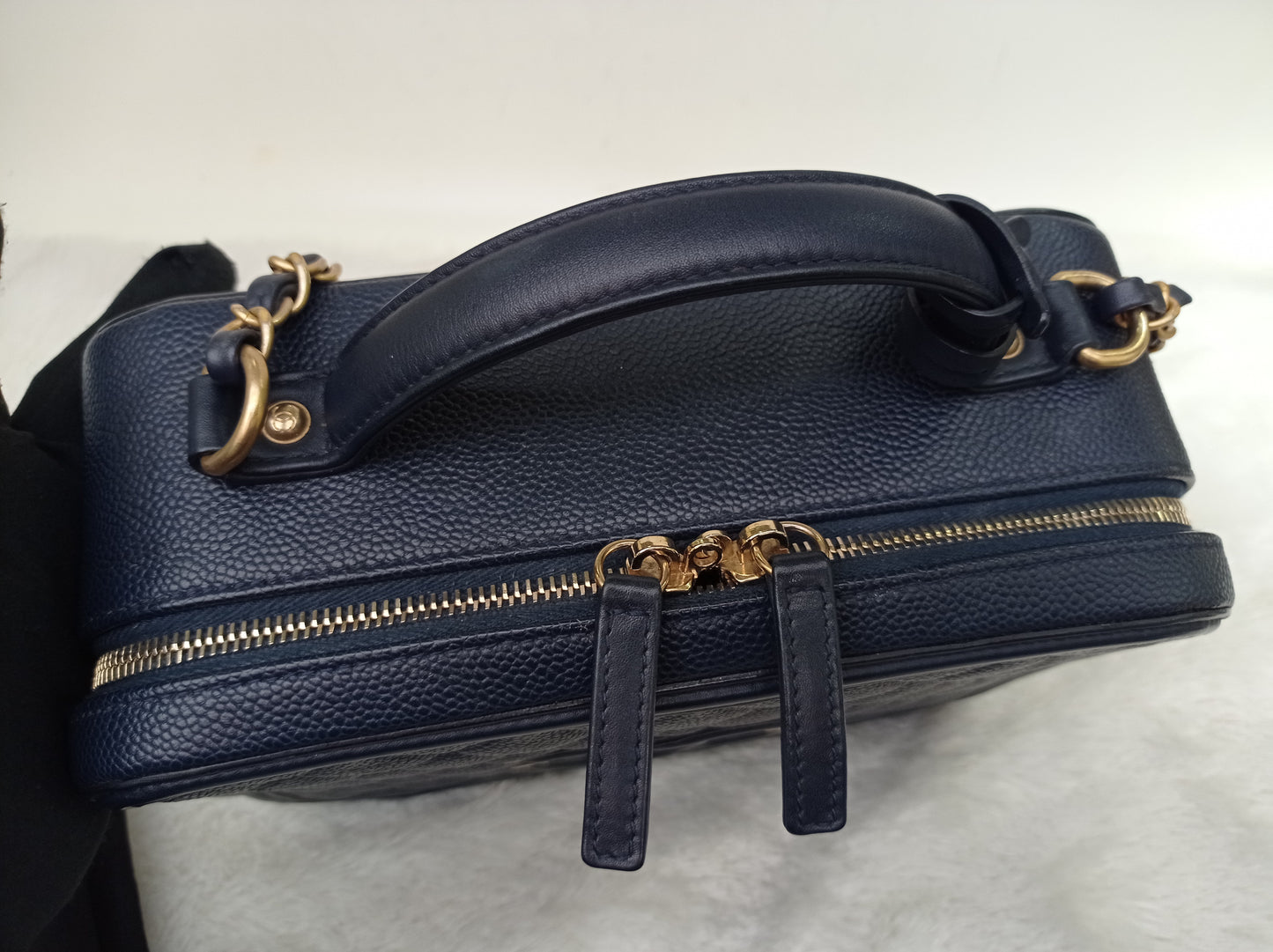 Chanel Filigree Vanity Case Large Caviar Navy GHW #27