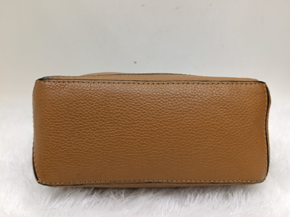 Loewe Puzzle Mini Grained Caramel GHW 2020