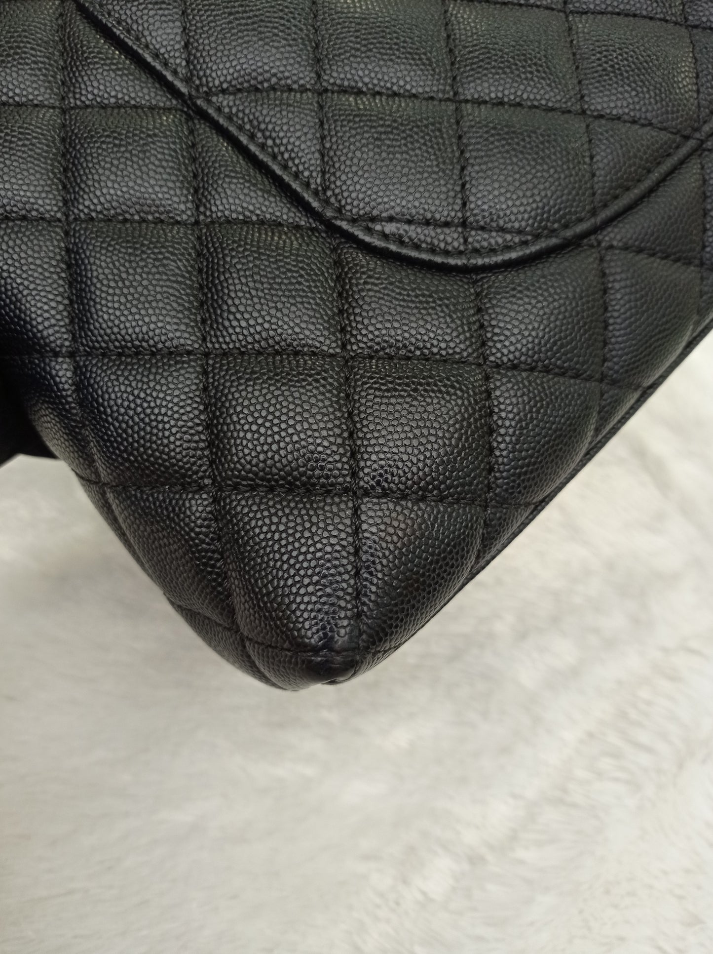 Chanel Coco Handle Medium Caviar Black GHW #25