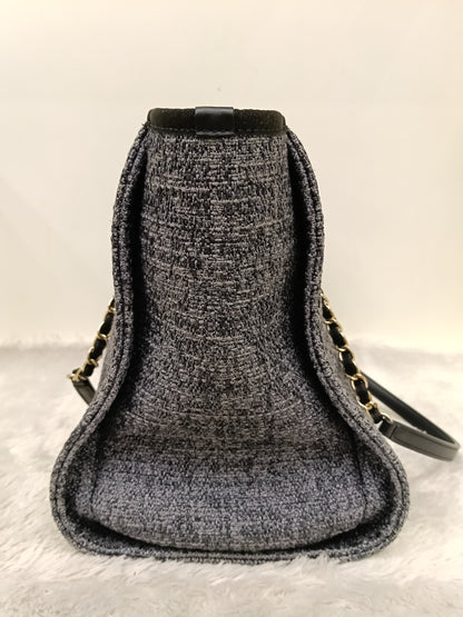 Chanel Deauville Small Tweed Black Navy LGHW (CHIP)