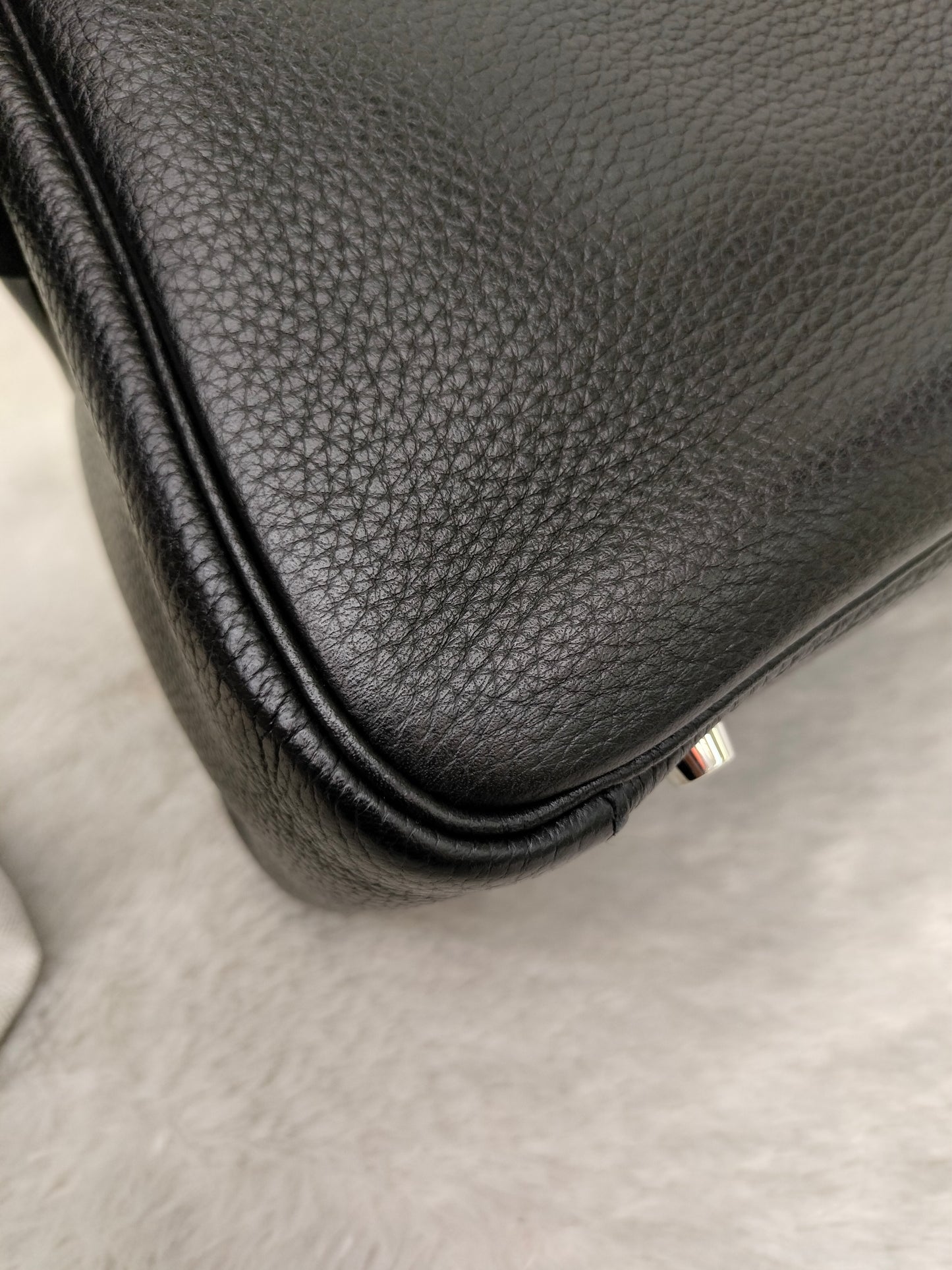 Lindy 30 Clem Black PHW #Q square