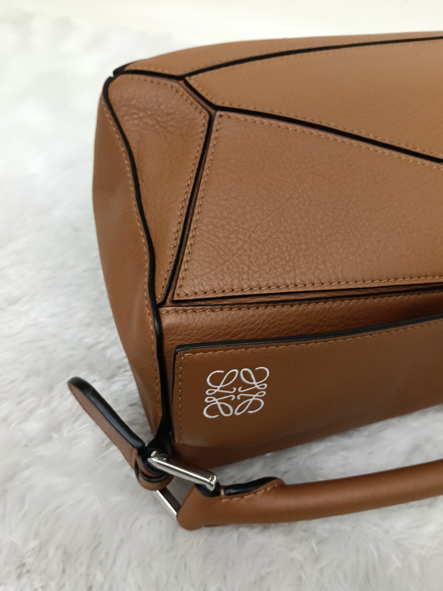 Loewe Puzzle Small Tan SHW 2020