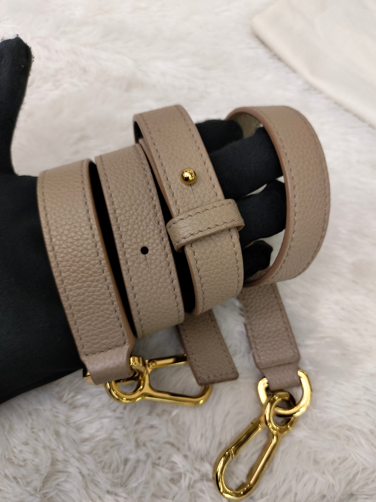 Loewe Puzzle Small Edge Grained Sand GHW 2023