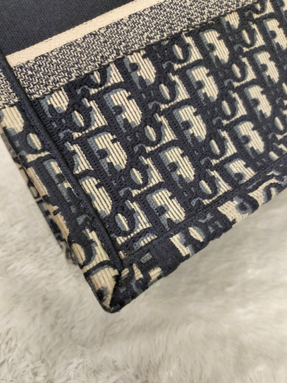 Dior Tote Book Medium Oblique Navy 2018