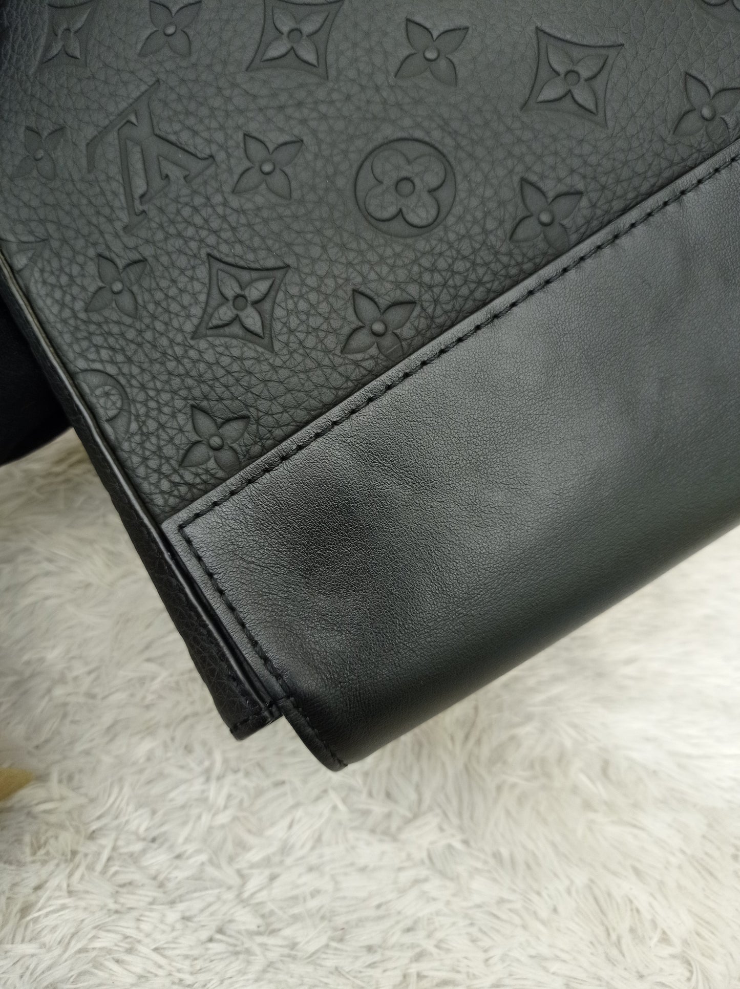 LV Pochette Virgil Abloh Steamer Monogram Eclipse (CHIP)