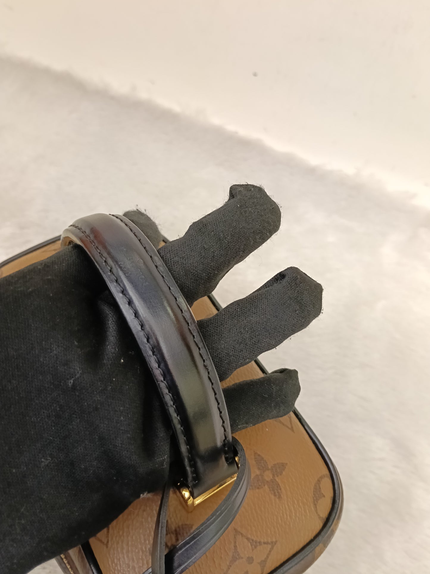 LV Vanity PM Monogram Reverse (CHIP)