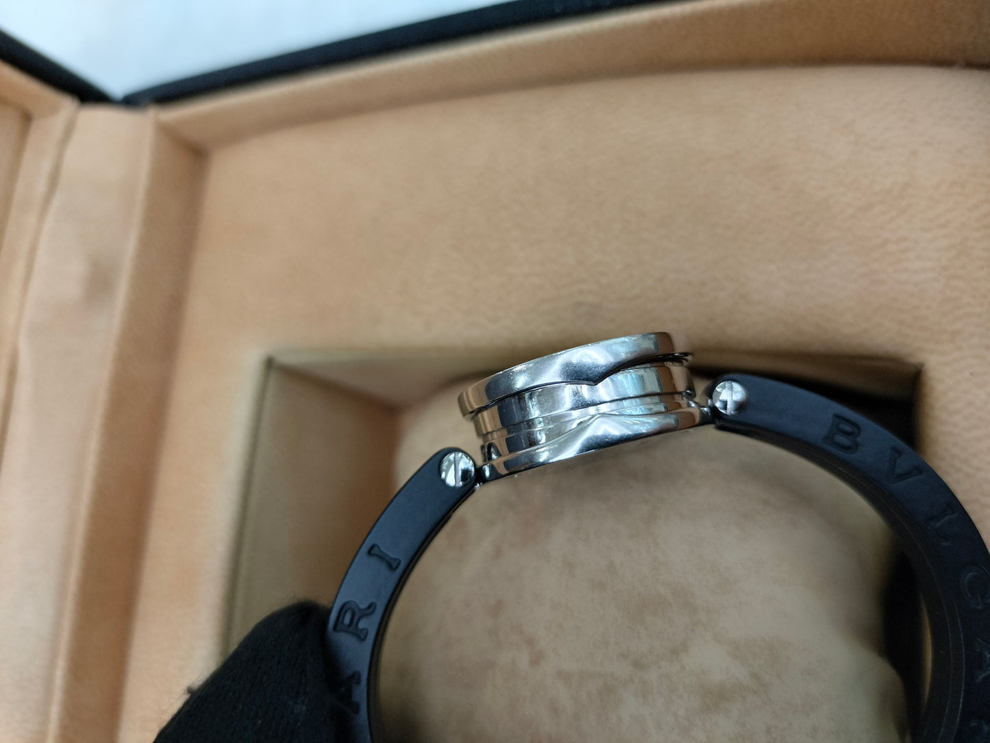 Bvlgari Zero Wrist Watch Black Diamond Bezel