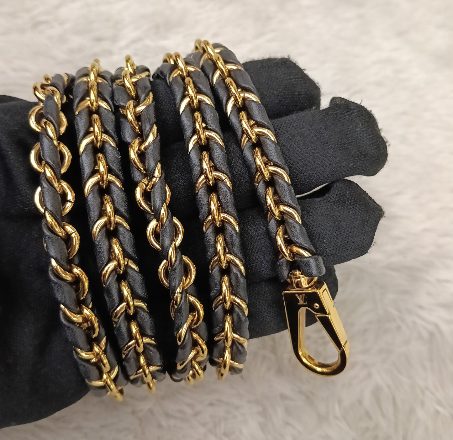 LV Vanity PM Monogram Reverse (CHIP)
