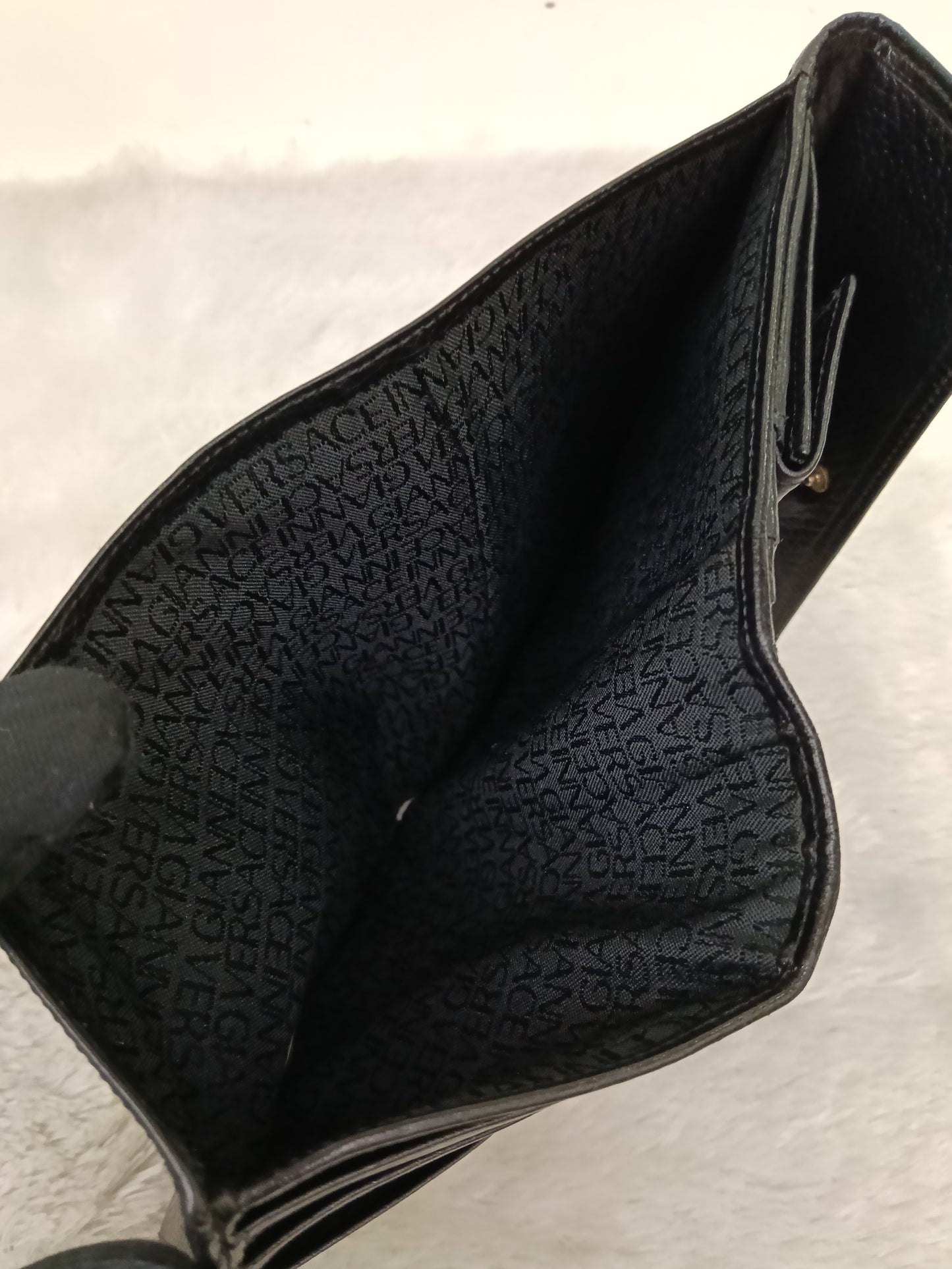 Gianni Versace Medusa Trifold Wallet Grained Black GHW