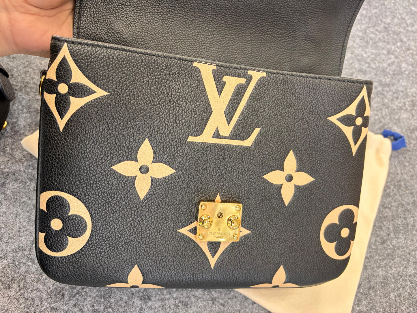 LV Metis Empreinte Bicolor Noir Creme (CHIP)