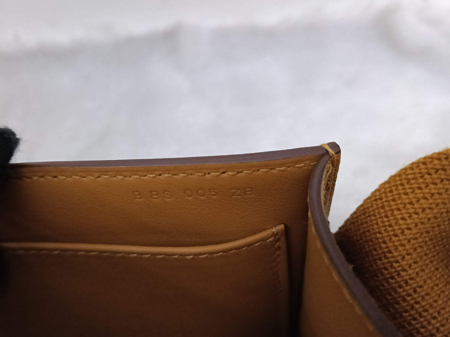 Hermes Geta Chevre Mysore Sangle Caramel PHW #B