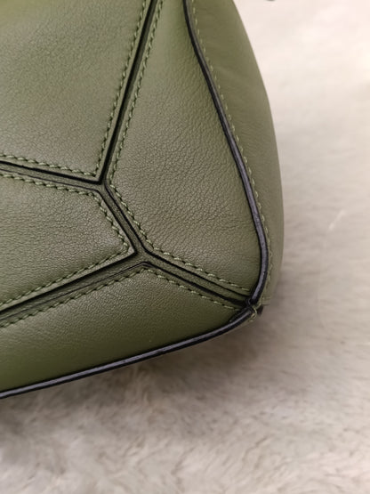 Loewe Puzzle Small Calfskin Avocado SHW 2020