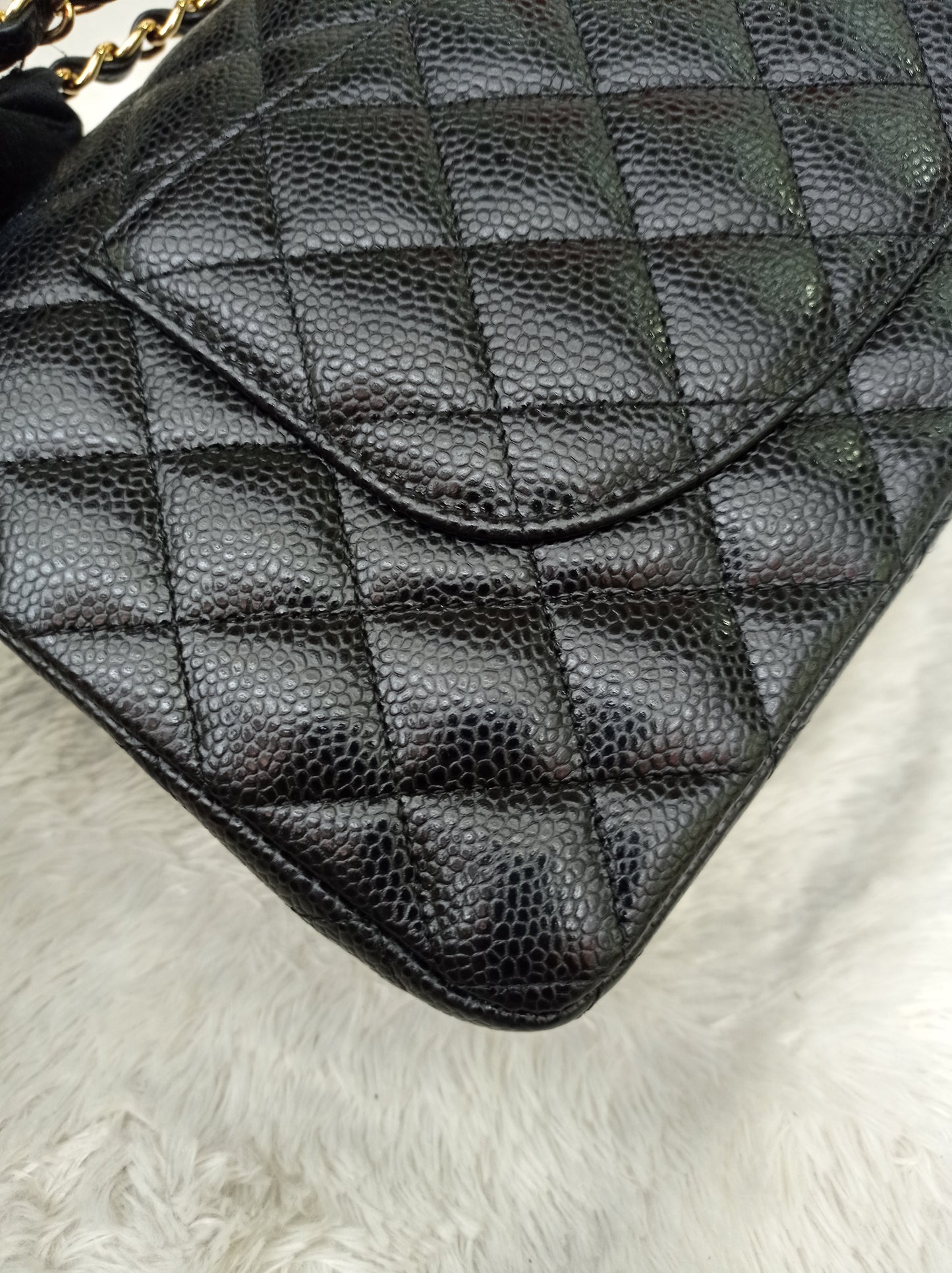 Chanel Medium Caviar Black GHW DF (CHIP)