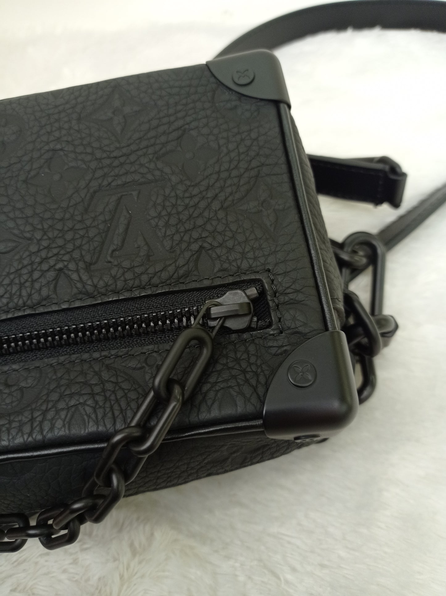 LV Mini Side Trunk Taurillon Monogram Noir 2021 (CHIP)