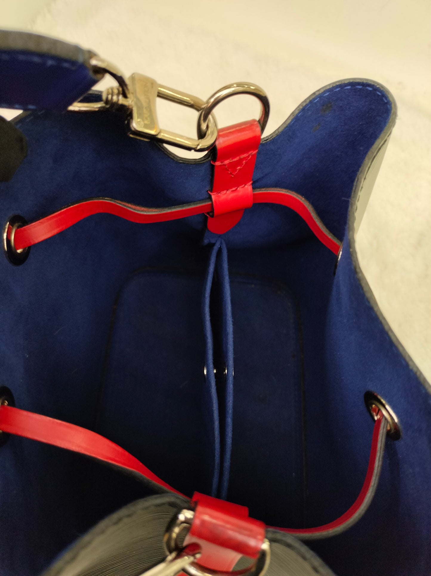 LV Neo Noe BB Epi Black Red Blue Safran 2019
