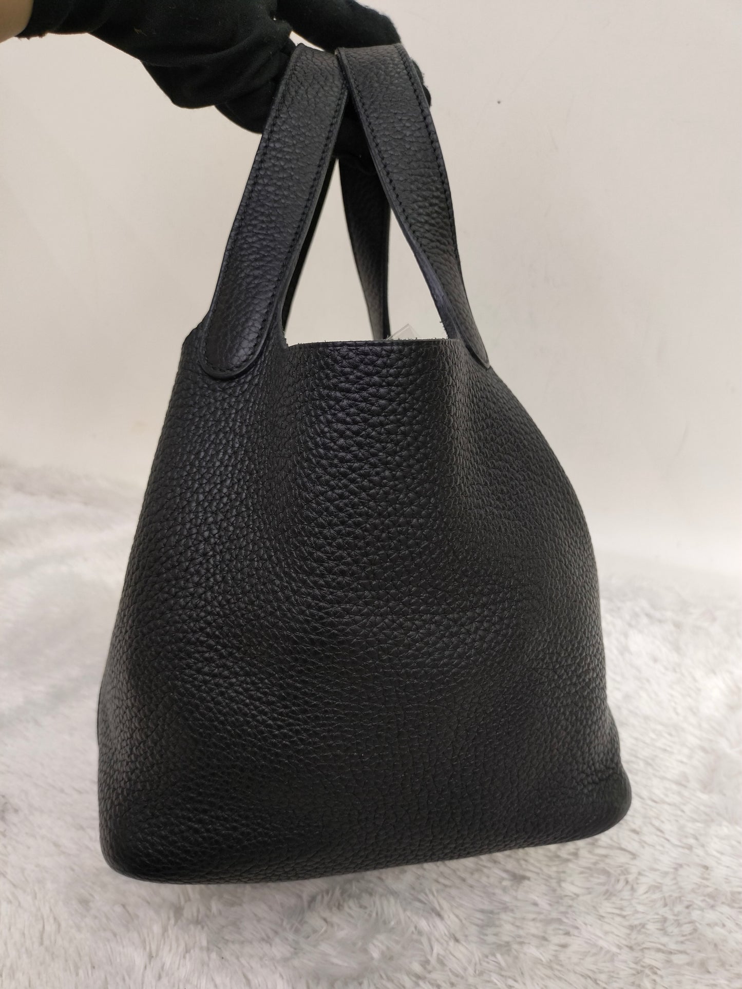 Picotin Lock 18 Clem Black PHW #M square