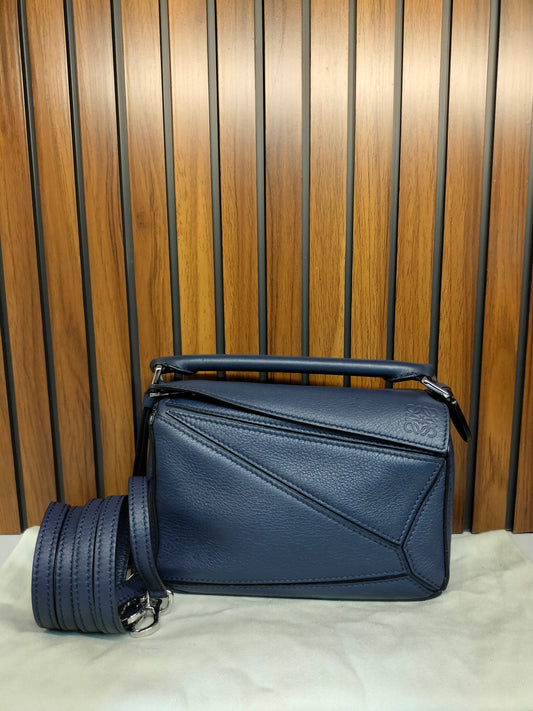 Loewe Puzzle Mini Grained Navy SHW 2020