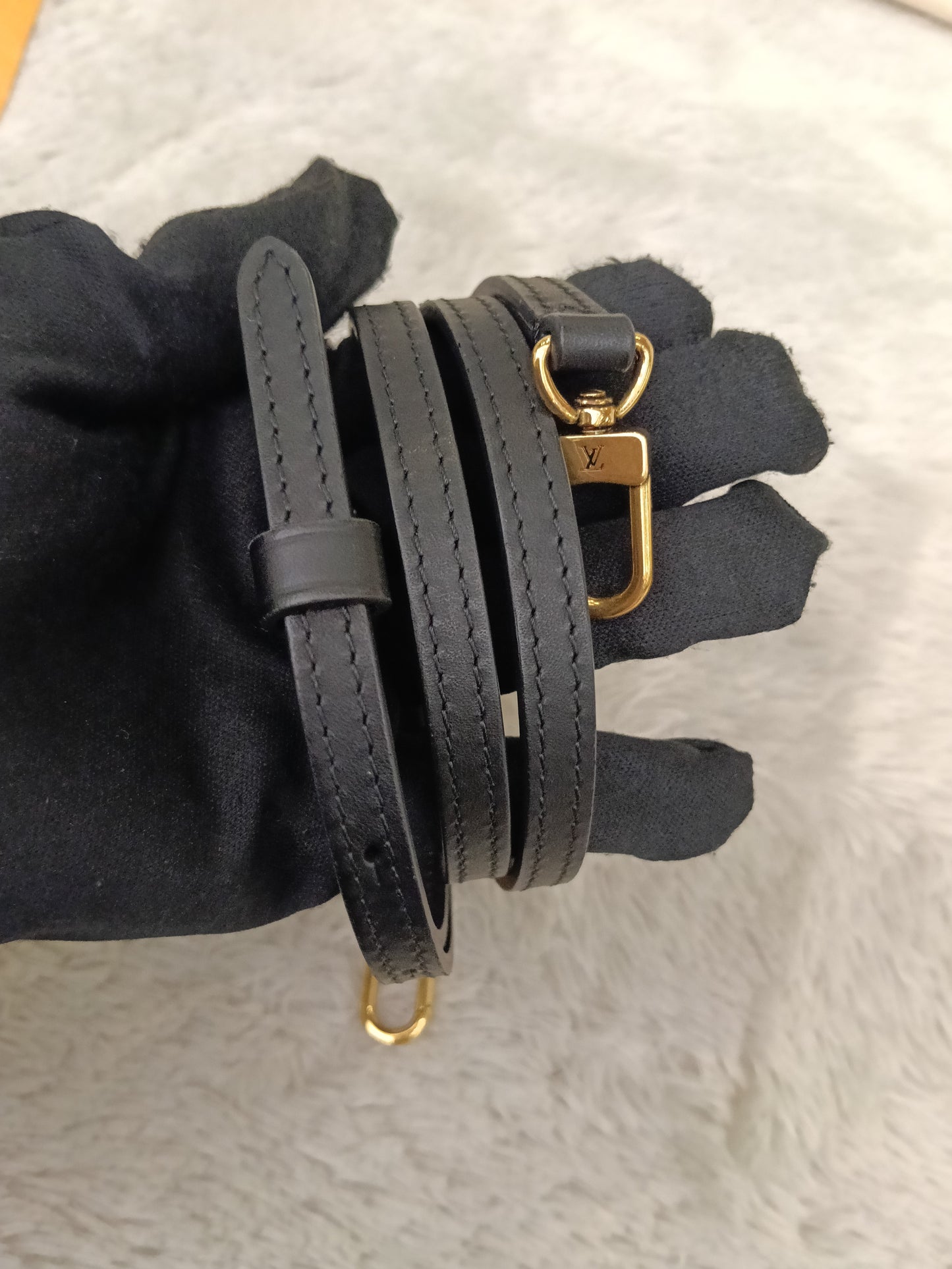 LV Petite Malle NV Monogram Capitale Noir 2019